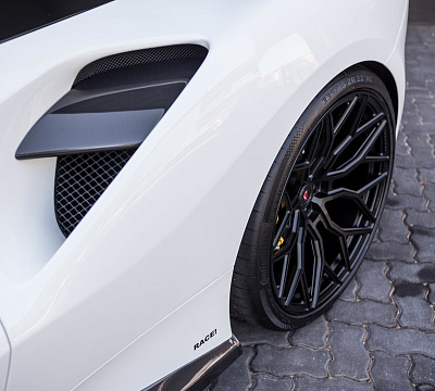 Фото дисков Vossen S17-01 на Ferrari 488