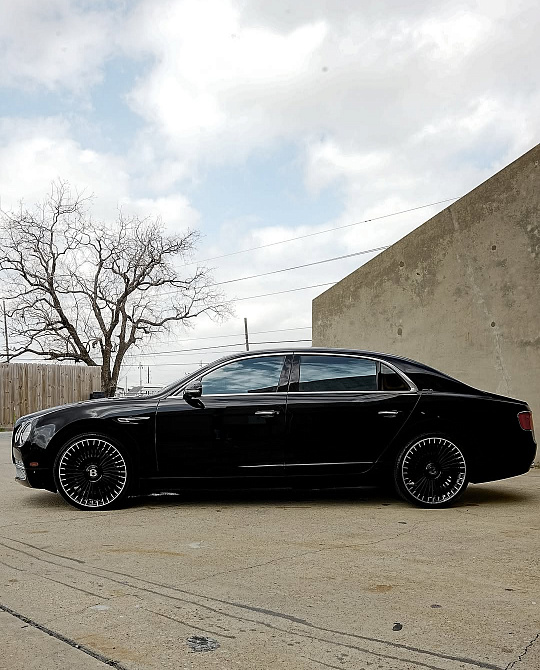 Фото дисков Tulum Алмазная проточка на Bentley Flying Spur II