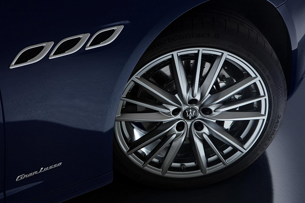 Фото дисков Maserati PERSEO  на Maserati Quattroporte VI