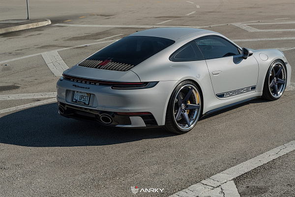 Фото дисков Anrky RS5.3 Черный сатин на Porsche 911 VIII