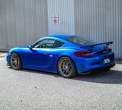 Фото дисков HRE R101 Lightweight на Porsche Cayman II