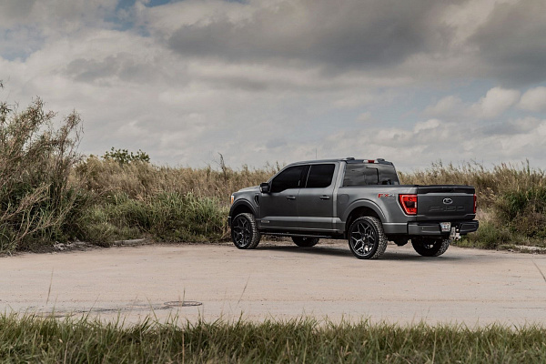 Фото дисков 4PLAY 4P06  на Ford F-150 XIV
