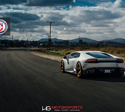 Фото дисков HRE 305M на Lamborghini Huracan