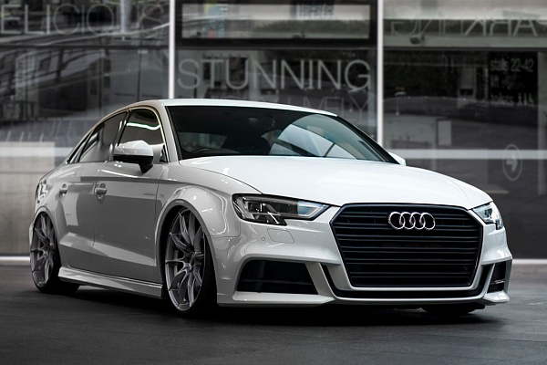 Фото дисков Bola FLB Глянцевый тонированный лак на Audi A/S/RS 3 (8V)