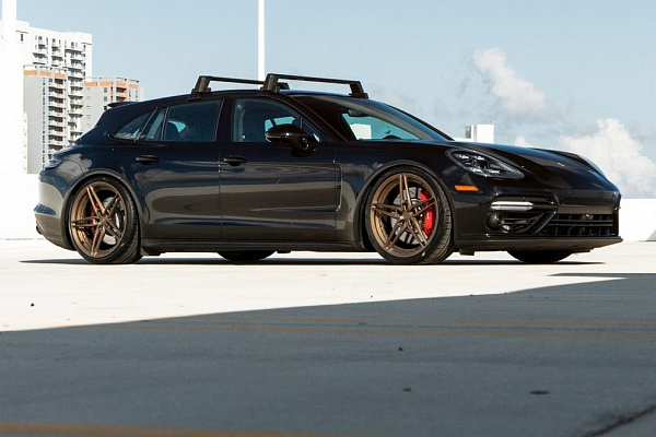 Фото дисков Anrky AN27 Сатиновая бронза на Porsche Panamera III