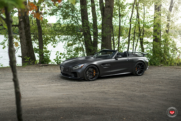 Фото дисков Vossen EVO-2R Черный сатин на Mercedes-Benz AMG GT I