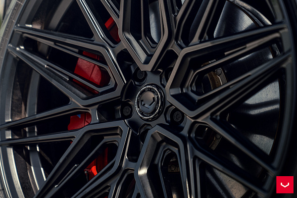 Фото дисков Vossen HF-7 Черный сатин на BMW XM