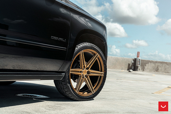 Фото дисков Vossen HF6-2 Глянцевое темное золото на GMC Yukon V