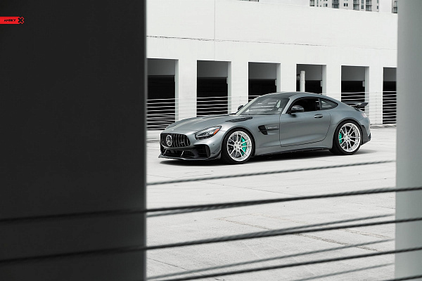 Фото дисков Anrky AN24 Полированный лак на Mercedes-Benz AMG GT I