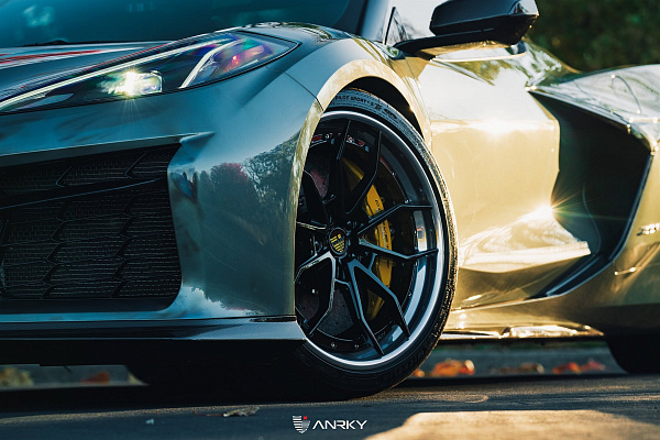 Фото дисков Anrky AN31 Черный глянец на Chevrolet Corvette C8