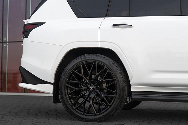 Фото дисков Asanti MOGUL 6 Черный глянец на Lexus LX IV