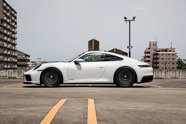 Porsche 992 GTS