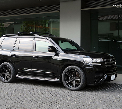 Фото дисков Anrky AN35 на Toyota Land Cruiser 300