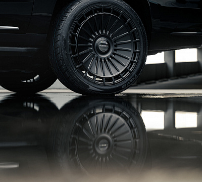 Фото дисков Vossen S21-12 на Cadillac Escalade V