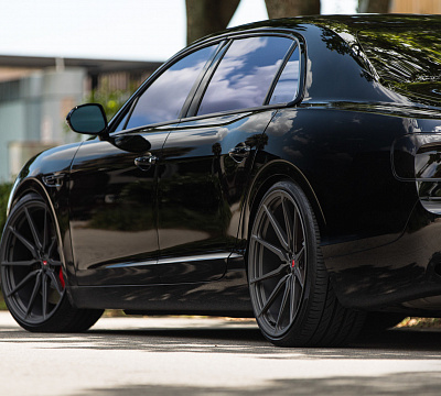 Фото дисков Vossen M-X2 на Bentley Flying Spur II