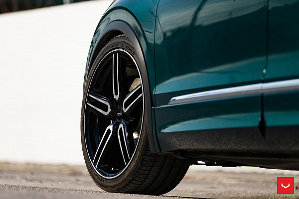 Фото дисков Vossen HF-1 Алмазная проточка на Volkswagen Tiguan II