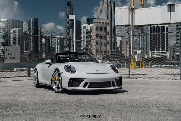 Фото дисков Anrky AN36-S Полированный лак на Porsche 911 VII