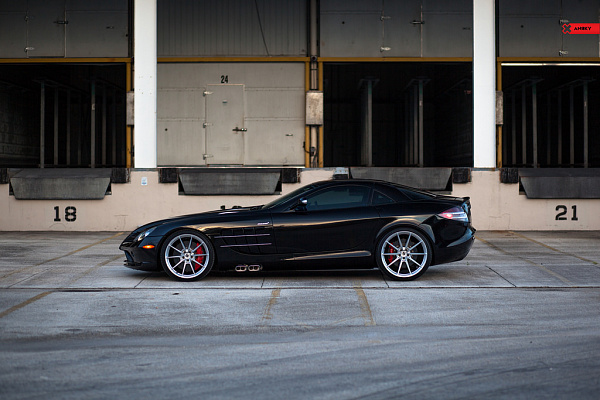 Фото дисков Anrky AN18 Сатиновый лак на Mercedes-Benz SLR McLaren