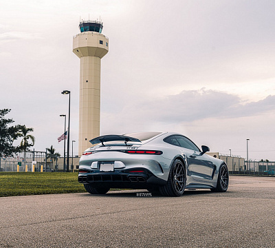 Фото дисков Strasse Wheels SM5RT Deep Concave FS на Mercedes-Benz AMG GT II