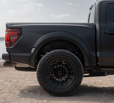 Фото дисков Vossen LCX-03 на GMC Sierra IV