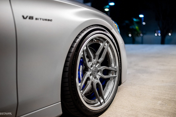 Фото дисков Strasse Wheels SV4 Deep Concave FS Сатиновый графит на Mercedes-Benz S-Class (W222, C217)