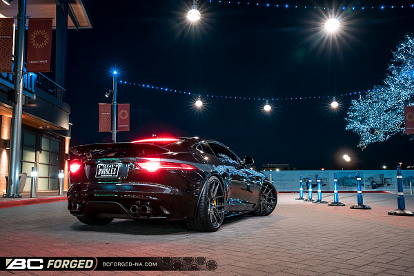Фото дисков BC Forged HCA381 Глянцевый графит на Jaguar F-Type
