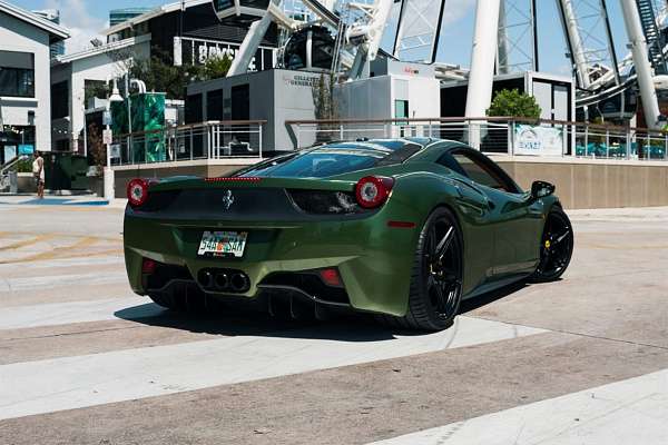 Фото дисков Anrky AN17 Черный сатин на Ferrari 458