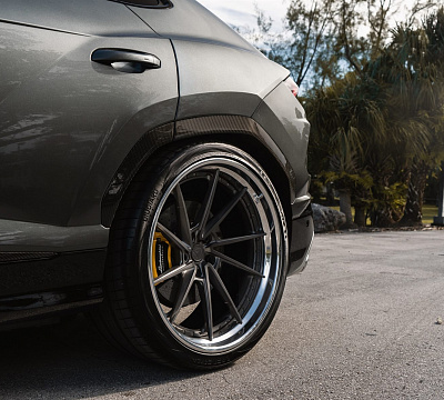 Фото дисков Anrky AN33 на Lamborghini Urus
