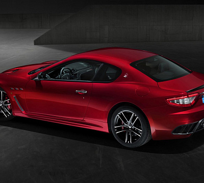 Фото дисков Maserati TROFEO на Maserati GranTurismo I