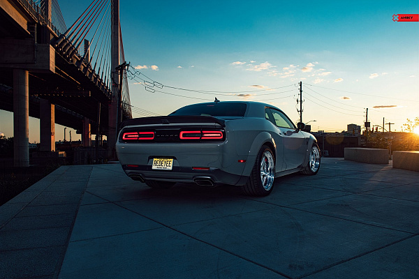Фото дисков Anrky RS5 Глянцевый лак на Dodge Challenger III