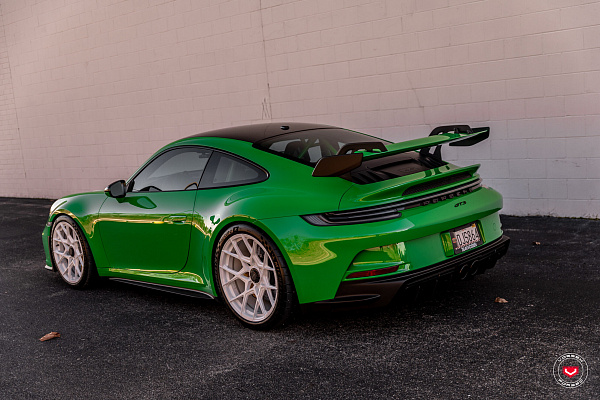 Фото дисков Vossen S21-07 Белый глянец на Porsche 911 VIII