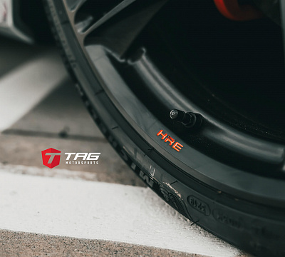 Фото дисков HRE P207 на Ferrari 488