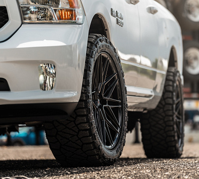 Фото дисков Vossen HF-7 на Ram 1500 IV