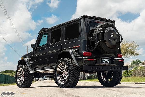 Фото дисков 1886 Wheels XR016 Полированный лак на Mercedes-Benz G-Class III