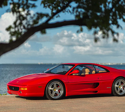 Фото дисков HRE 305 на Ferrari F355