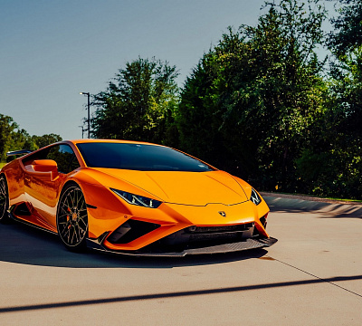 Фото дисков Strasse Wheels SV10M Deep Concave FS на Lamborghini Huracan