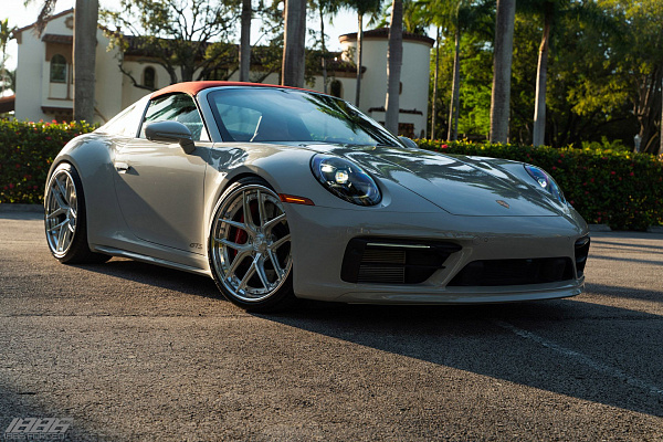 Фото дисков 1886 Wheels S007 Глянцевый лак на Porsche 911 VIII