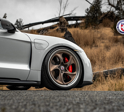 Фото дисков HRE 522 на Porsche Taycan I