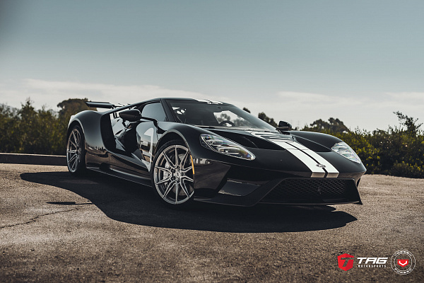 Фото дисков Vossen EVO-2R Глянцевый тонированный лак на Ford GT II