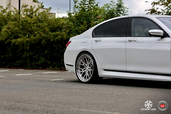 Фото дисков Vossen M-X3 (3-Piece) Глянцевый лак на BMW 7 (G11/G12)