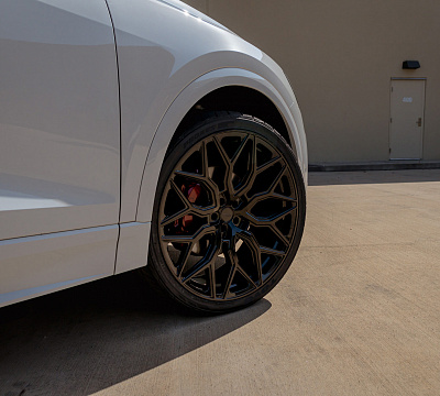 Фото дисков Vossen HF-2 на Audi Q8
