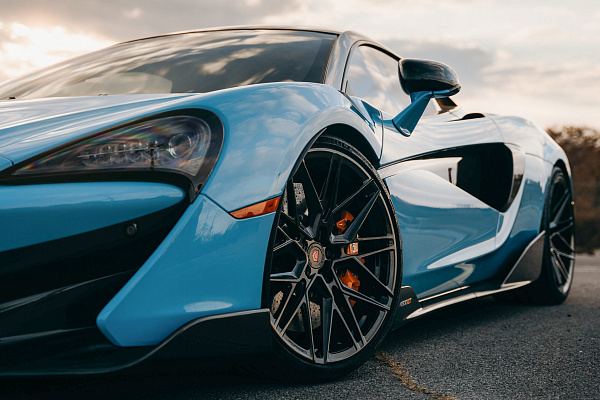 Фото дисков Vossen EVO-5 Черный глянец на McLaren 600