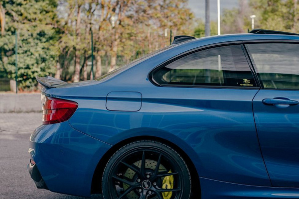 Фото дисков Bola FLE Черный глянец на BMW 2/M2 (F22/F87)