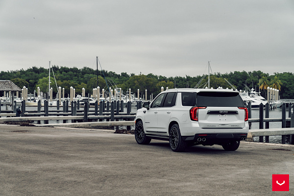 Фото дисков Vossen HFX-1 (6-Lug) Черный глянец на GMC Yukon V