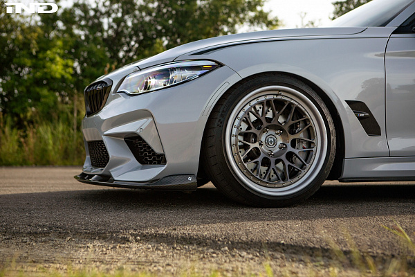 Фото дисков HRE 300 Глянцевый темный лак на BMW 2/M2 (F22/F87)