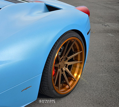 Фото дисков Strasse Wheels SV1 Deep Concave FS на Ferrari 458