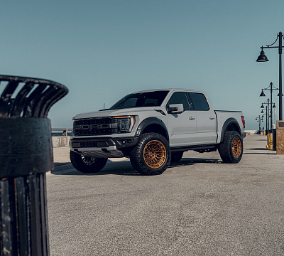 Фото дисков Vossen LCX-03 на GMC Sierra IV