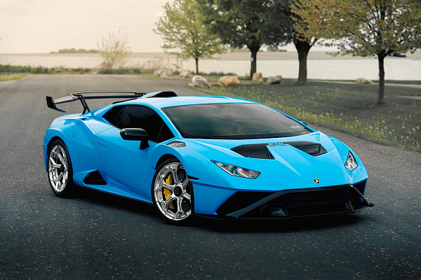 Фото дисков Brixton Forged MW03 Полированный лак на Lamborghini Huracan