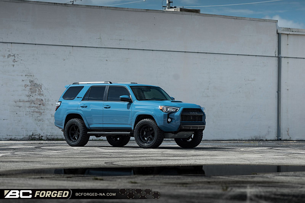 Фото дисков BC Forged LE61 // MLE61 Черный матовый на Toyota 4Runner V