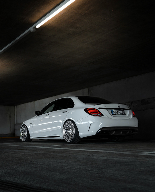 Фото дисков R807 Полированный лак на Mercedes-Benz C-Class (W205)